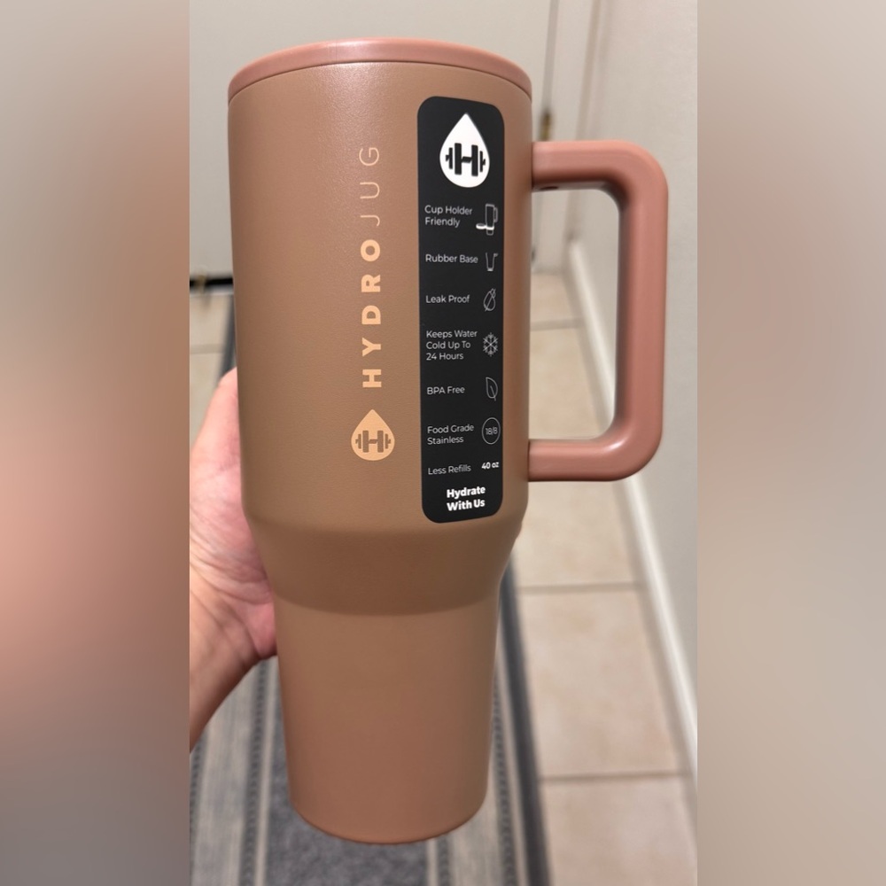 NWT Limited Edition HydroJug 40oz Traveler, MOCHA